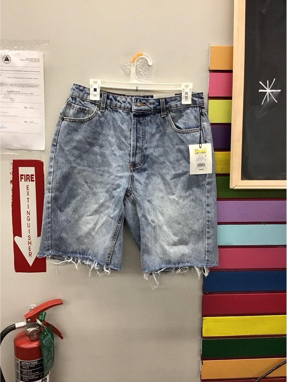 Kbb kahlana womens boyfriend jean shorts size 6 midrise new target